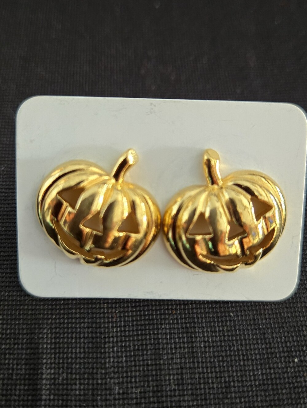 πππVntg Avon Goldtone Jack-o-lantern Stud Earrings 5/8"x5/8" EUC